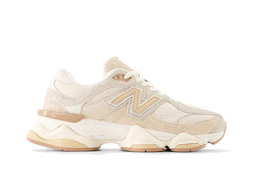 New Balance 9060 Bisque Sea Salt Bege