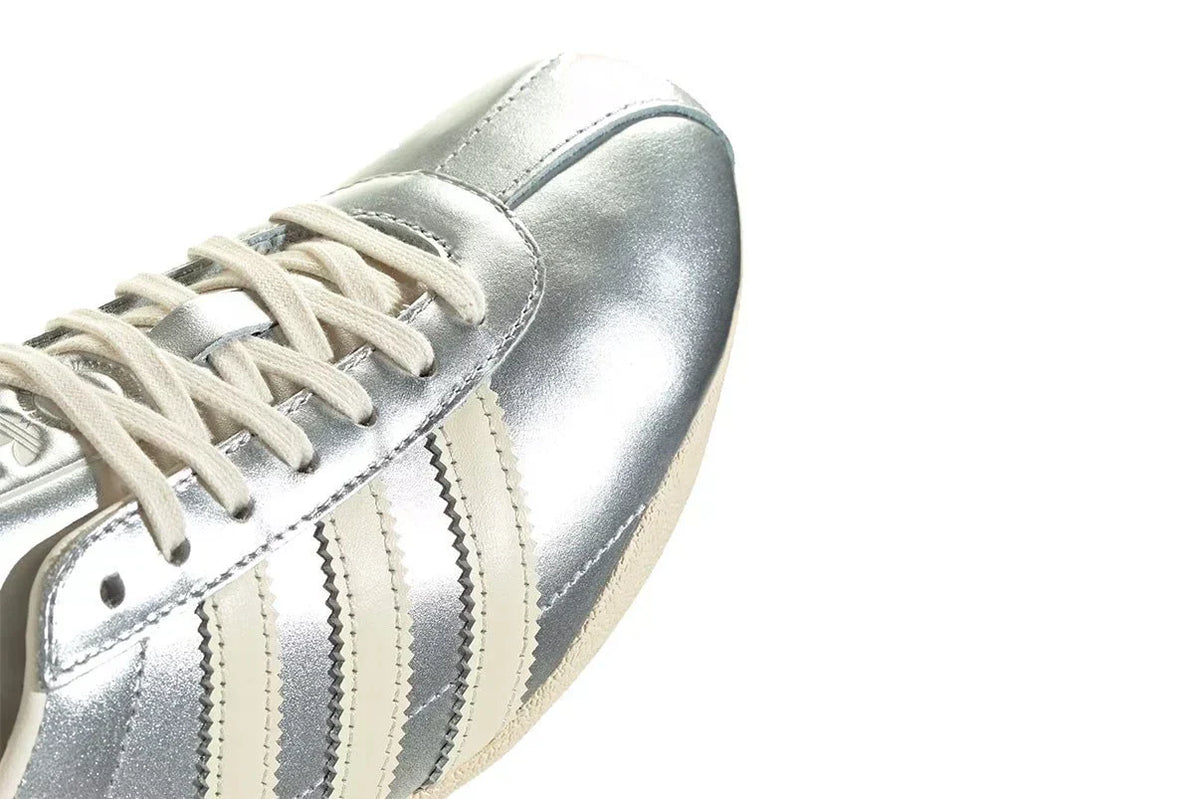 Adidas Tokyo Silver Metallic Prata