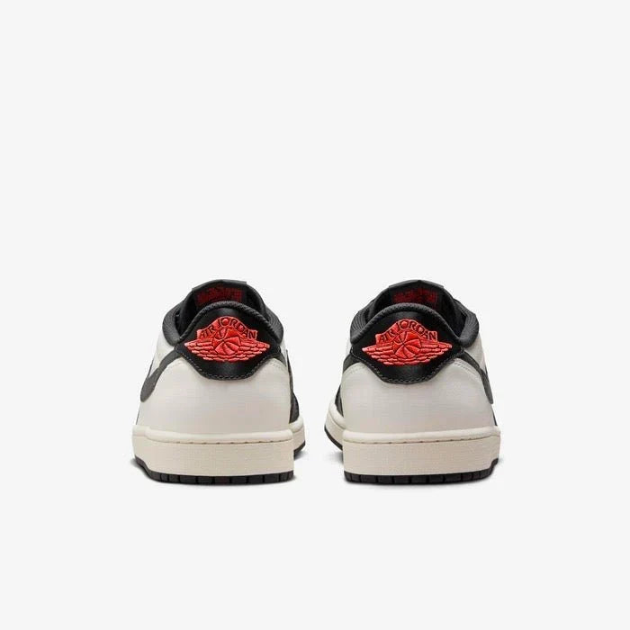 Air Jordan 1 Low x Paris Saint Germain Sail and Off Noir Preto