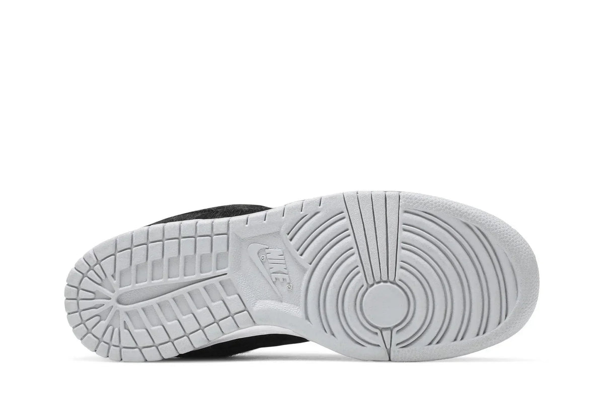 Medicom Toy x Nike SB Dunk Be@rbrick Preto