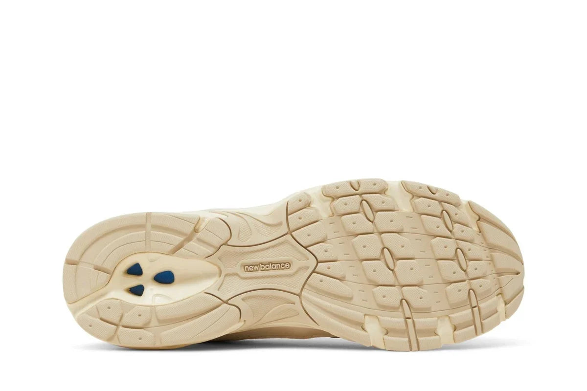 Tenis New Balance 530 Beige Angora Creme