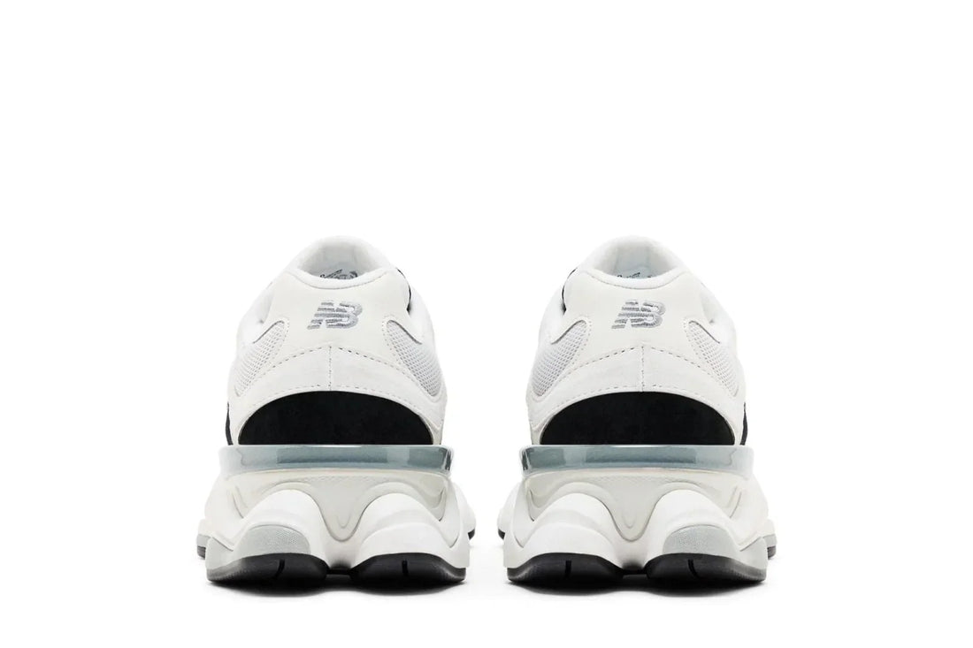 New Balance 9060 Reflection Black Suede Branco