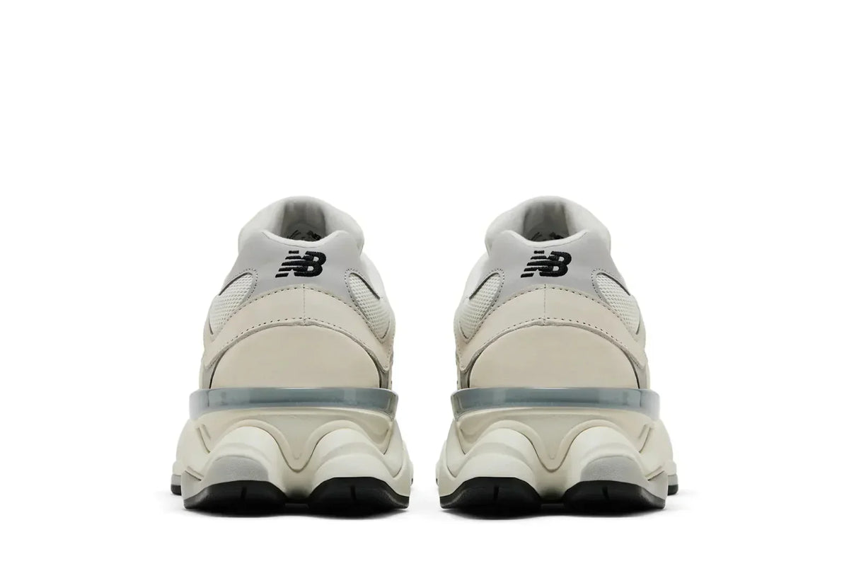 New Balance 9060 Sea Salt Raincloud Cinza
