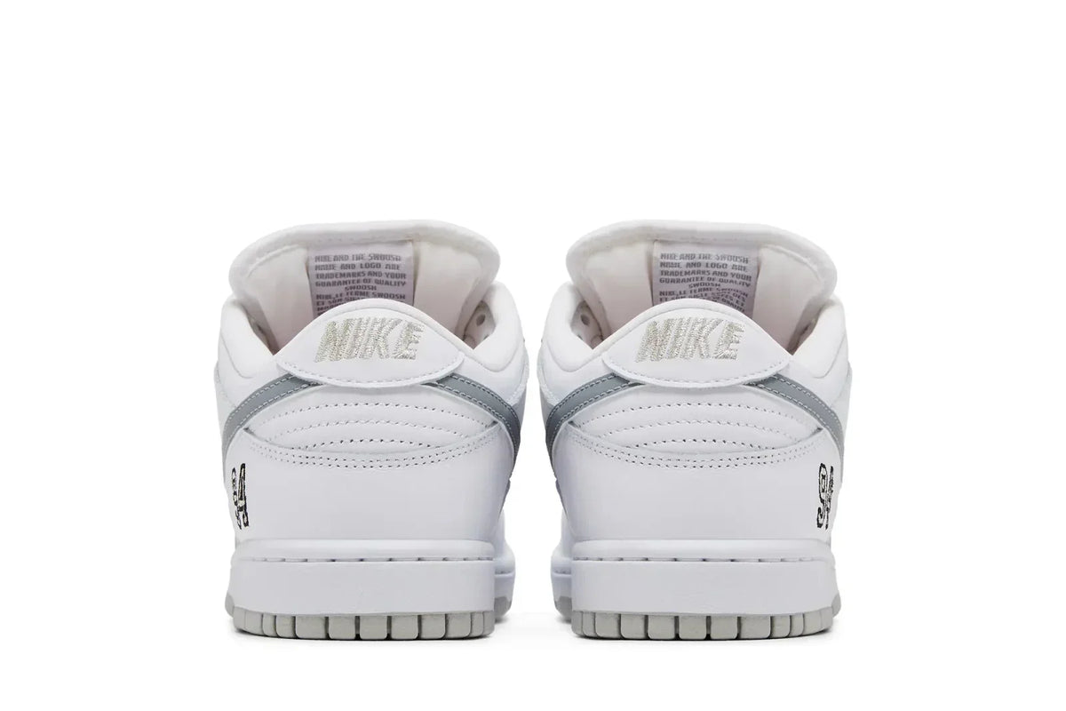 Nike SB Dunk Low Supreme 94 White Metallic Silver Branco